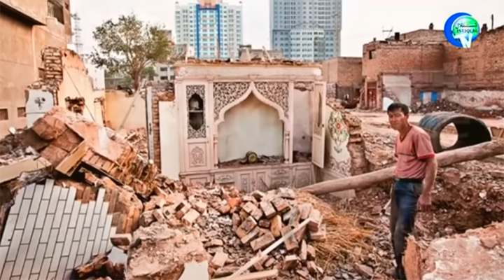 ВОЙНА С ИСЛАМОМ. Китайцы разрушают мечети, сжигают Кораны, бросают в концлагеря