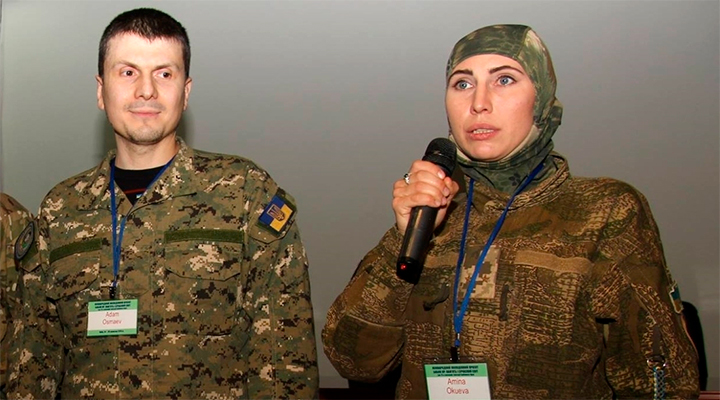 В Украине ранен командир чеченских добровольцев Адам Осмаев. Его жена Амина Окуева убита