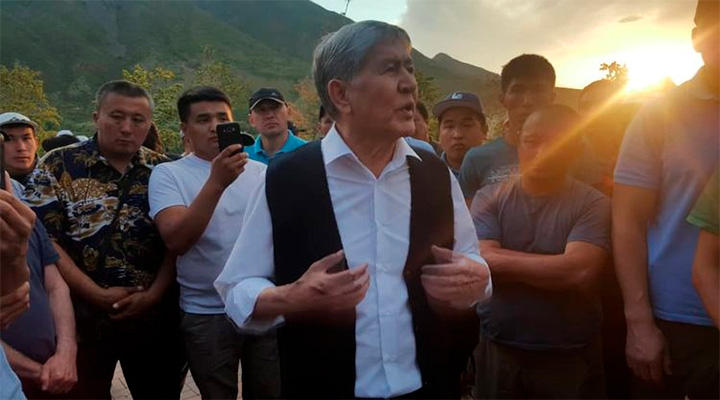 Киргизский спецназ не смог захватить экс-президента Атамбаева ВИДЕО