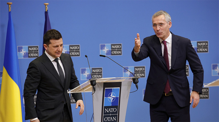 Украина подает заявку на вступление в НАТО в ускоренном порядке