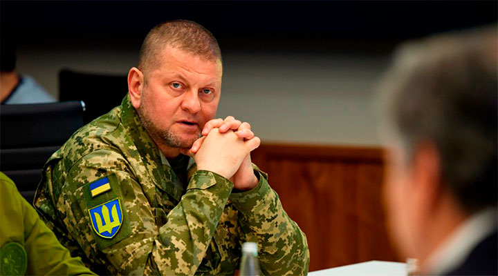 Генерал Залужный: Русские готовят группировку в 200 тыс., чтобы снова пойти на Киев